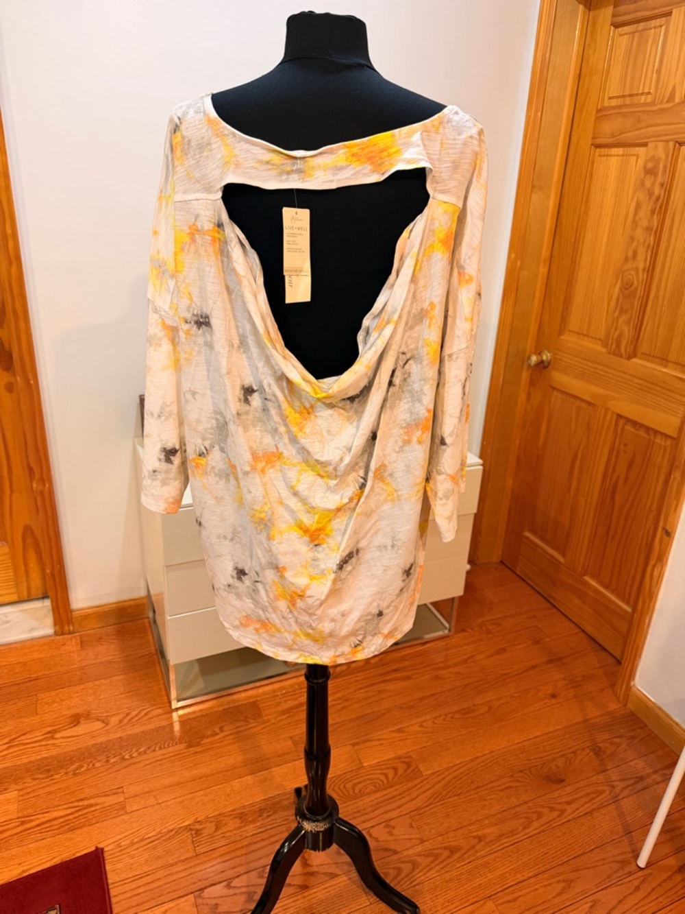 Live well Active 2 Ways To Wear Open-Back Women's Blouse in White Yellow Accents